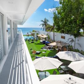 The Beachfront Bataan, hotel di Morong