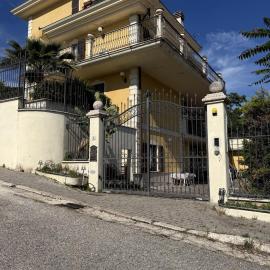 Casa LU' 8, hotel u gradu 'San Benedetto del Tronto'