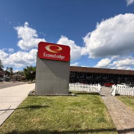 Econo Lodge Galax, хотел в Galax