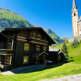 Ferienhaus Unterkircher-Wallner, hotel in Heiligenblut