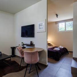 Olive and Sea Suites