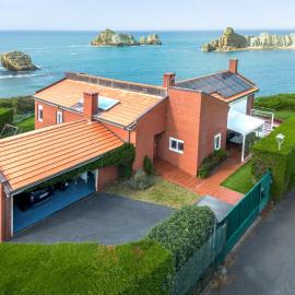 Chalet con espectaculares vistas al mar, hotel Liencresben