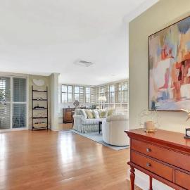 Charming 3 Bedroom Condo Near Worth Avenue, hotel din Palm Beach