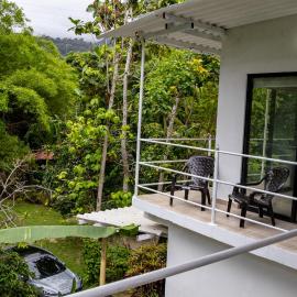 Hostal y Camping Villa Guadua Tayrona, hotel in Santa Marta