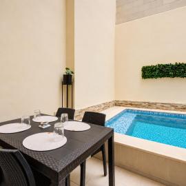 Modern Duplex Apartment with Private Pool & AC Central Malta