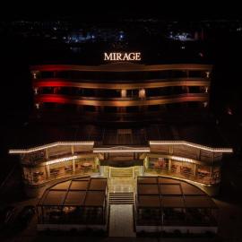 Mirage Hotel & SPA - Struga、ストルガのホテル