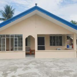 RACRES Travellers Inn, hotel u gradu 'Tubigon'