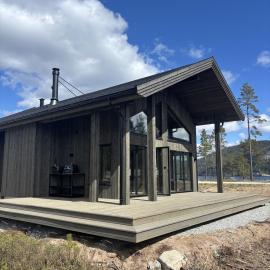 Nisserstrand Hytte mit WLAN und Sauna direkt am See: Treungen şehrinde bir otel