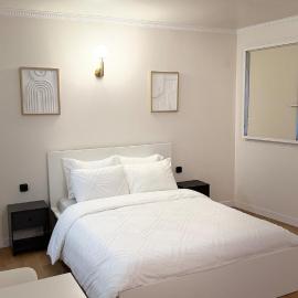 Studio Moderne - Proche 15mn Orly et 25mn Paris, hotel i Juvisy-sur-Orge
