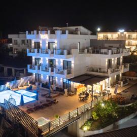 Noa Boutique Hotel، فندق في كساميل