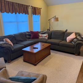 NEWLY LISTED Mountain Lake House - Enjoy All-Year Round in Our Family Home
