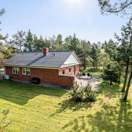6 person holiday home in Nørre Nebel, hotel a Nørre Nebel