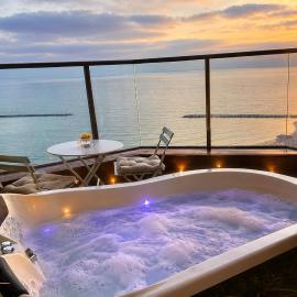 Kochav Hayam Netanya Suite, отель в Нетании