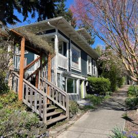Craftsman Home Near Light Rail to FIFA games, ξενοδοχείο στο Σιάτλ