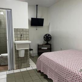 Pousada São Paulo - Quartos com WC Exclusivo, hotel in Recife