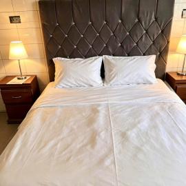 Cutting Edge Guest House, hotel in Daranka