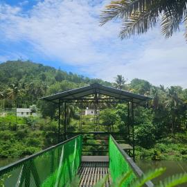 Adan Paradise Riverview Homestay, hotell i Attappādi
