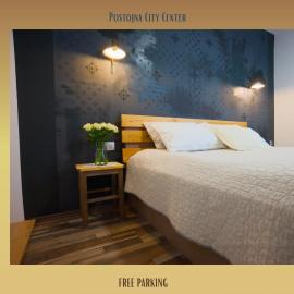 FRIZ&FANY Charm House