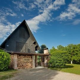 Podroom LauMarYvo, Hotel in Dugo Selo