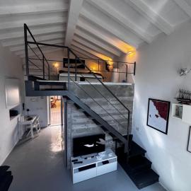 Loft due livelli di design pubblicato su riviste architettura con due posti auto, hotel em Porto Santo Stefano