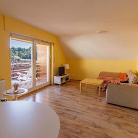 B10 Rooms