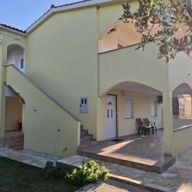 Apartman Tin