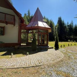 Red Lake, hotel din Gheorgheni