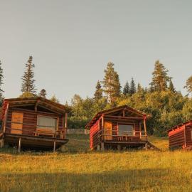 House In The Mountains-Heshkili, Hotel in Keshkili
