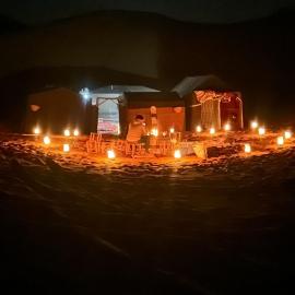 Moon Dunes camp، فندق في أدورين