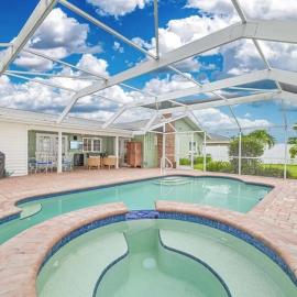 Sunshine Oasis Pool and Spa Retreat, Pool Heat Included