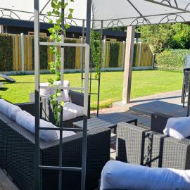 The VillageHouse in Ermerstrand, hotel a Erm