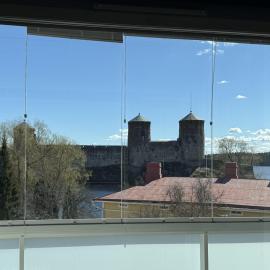 Olavinlinna Design Suite - Renovated, AC, Wifi: Savonlinna şehrinde bir otel