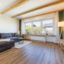 Ferienhaus Maarruhe, hotel in Schalkenmehren