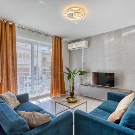 Spacious and refined 3 bedroom duplex KARP1-1