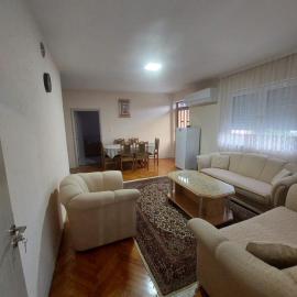 Ariana Guest House, hotel in Prizren