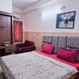 Vishal Paradise, hotel sa Dehradun