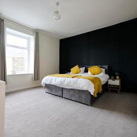 Cosy 2 Bedroom house, Contractors, Families, Relocations