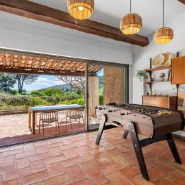 Villa avec piscine et vue mer à Ramatuelle, L'Escalet, hotel en Ramatuelle
