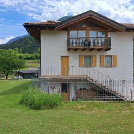 Peaceful Village Home - Great for Nature Lovers