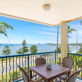 Four, Villa Mar Colina