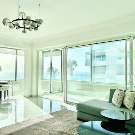 Ocean-Front 2 Bedrooms Flat - Pool & Garden Access