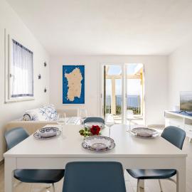 Costa Paradiso Sea View - 8 Guests