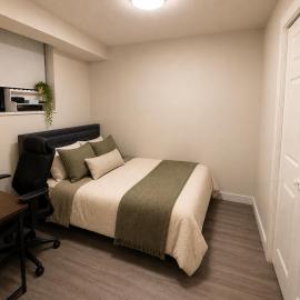 Private room near FIFA Stadium, hotel en Vancouver
