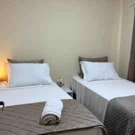 Saif Economy Apart, hotelli Paranaguássa