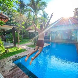 Coco Garden Pool Villas
