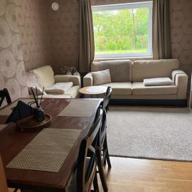 Cozy apartament in Ålesund near the beach: Ålesund şehrinde bir otel