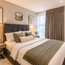 Spacious Family 3BR nr London Bridge with CarPark Netflix, hotel u Londonu