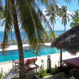 Belar Reef Bungalows, hotel i Nembrala