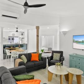 Brigata Townhouse with Pool and Parking, hotel a Edge Hill