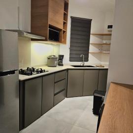 Cozy and Newly Furnished 1 bedroom apartment in Curepipe Centre，Curepipe的飯店